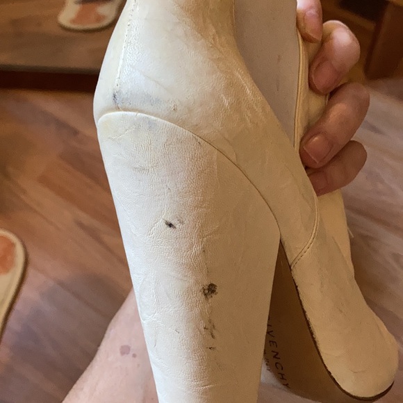 GIVENCHY HEELED BOOTIES - Picture 7 of 9